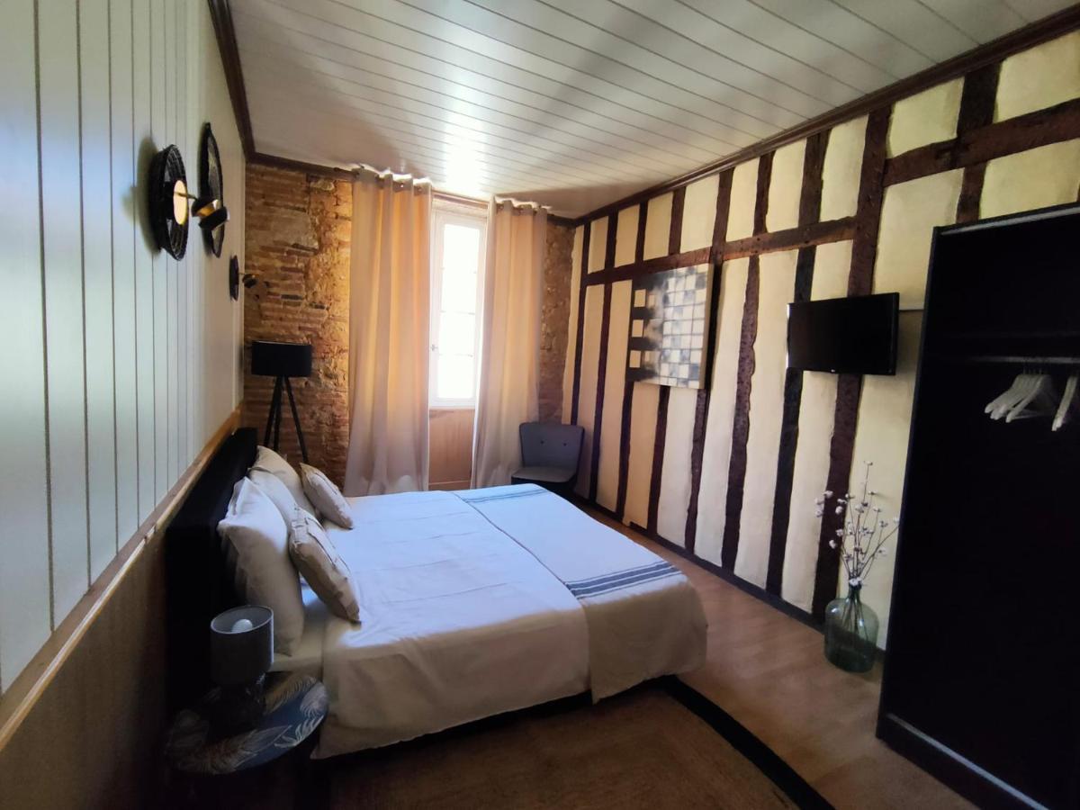 Cafe De France Eauze Bed & Breakfast Exterior foto
